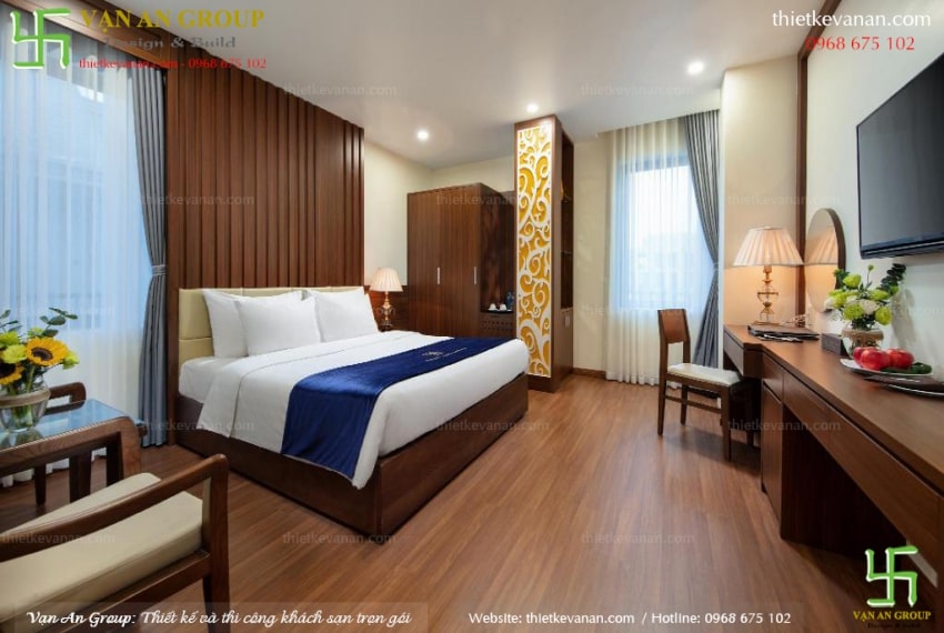 Các phòng khách sạn được lát sàn gỗ tự nhiên cho không gian thêm sang trọng