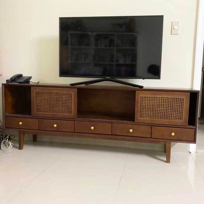 Kệ tivi gỗ tần bì