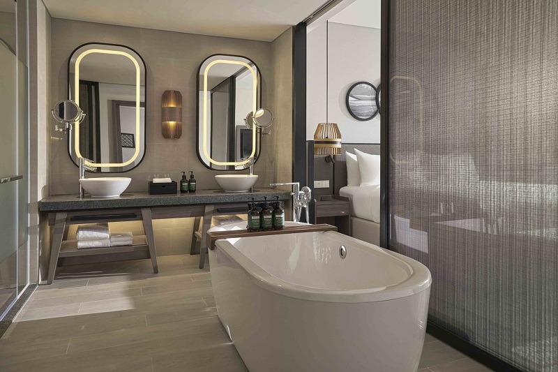 Mẫu thiết kế phòng tắm suite sang trọng