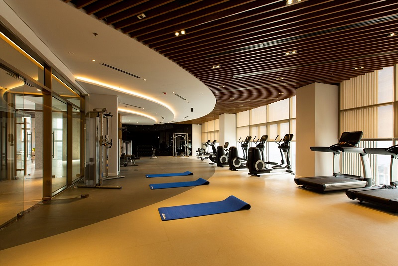 Phòng gym tích hợp với ánh sáng nhân tạo