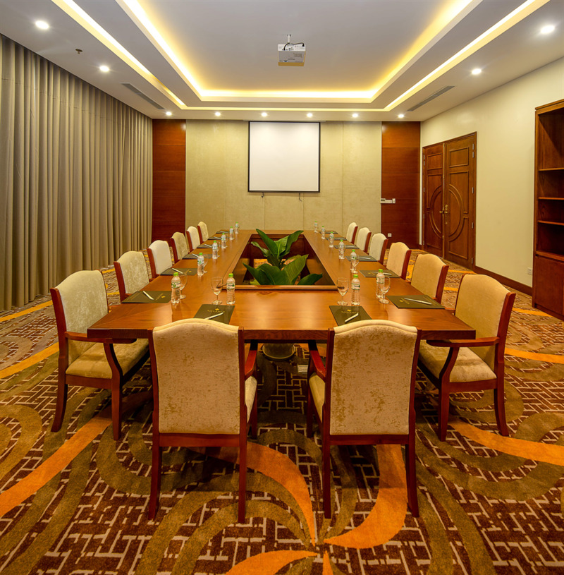 Phòng họp khách sạn
