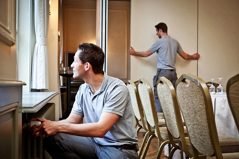 Thực hiện đúng các quy trình kiểm tra, bàn giao và bảo trì nội thất khách sạn