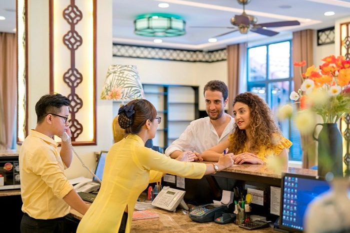 chất lượng dịch vụ khách sạn