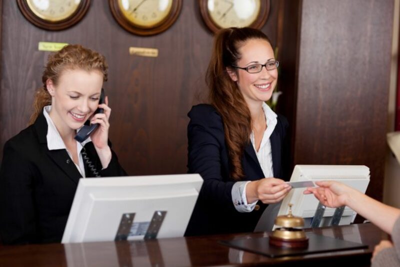 Các vị trí và nhiệm vụ từng vị trí trong bộ phận tiền sảnh khách sạn