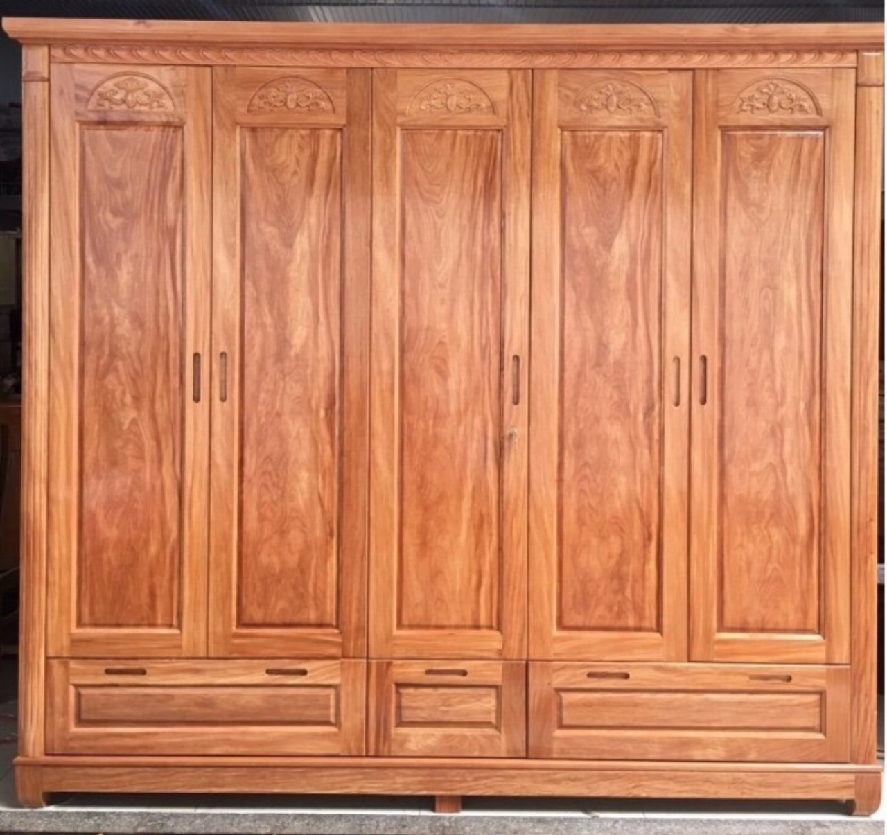 Tủ áo 5 cánh gỗ đinh hương