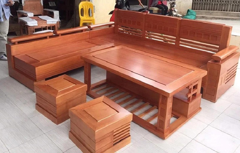 Bàn ghế làm từ gỗ Xoan Đào