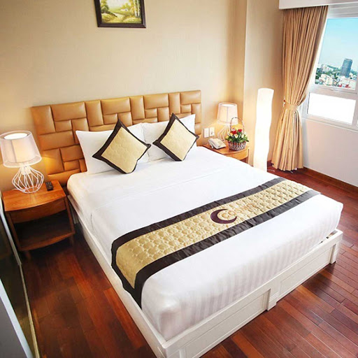 Gối trang trí khách sạn đẹp