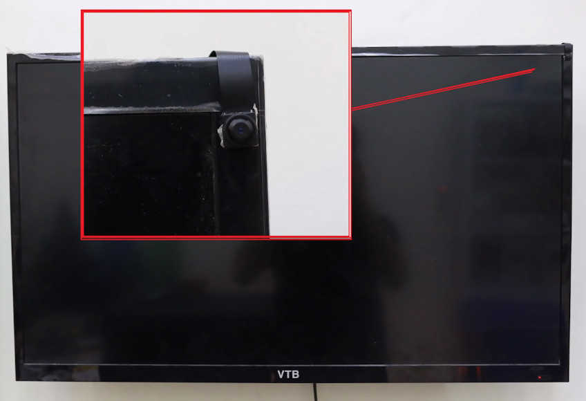 Kiểm tra để chắc chắn rằng phòng không có camera giấu kín