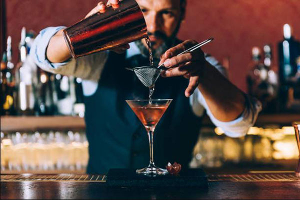 Nghề Bartender mang lại cảm giác thoải mái và không gò bó