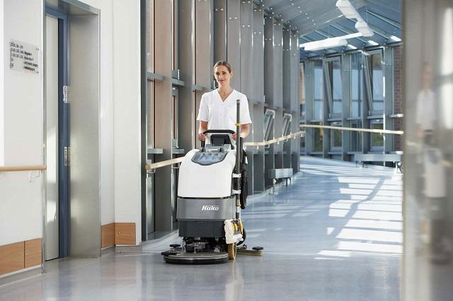 Nhân viên dọn vệ sinh công cộng - Public Attendant