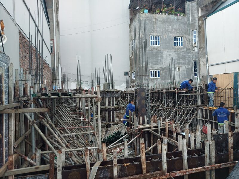 Công trường thi công khách sạn (2)