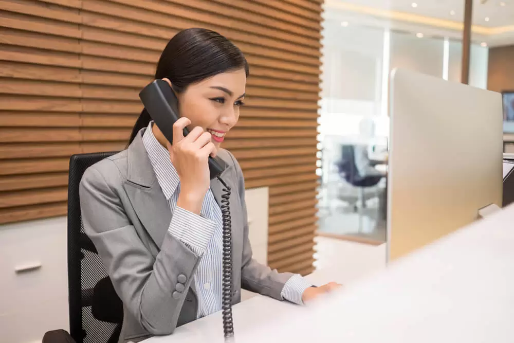 Receptionist là công việc không dễ dàng