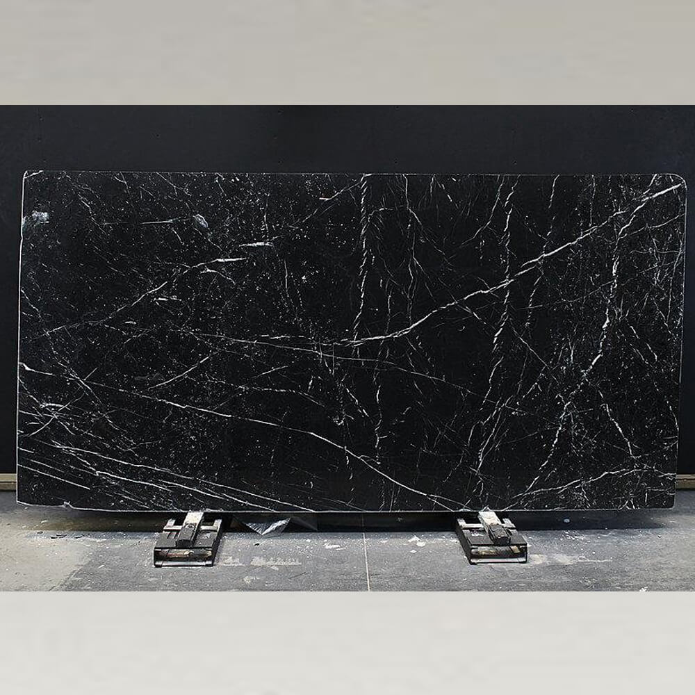Nero Marquina màu đen sang trọng