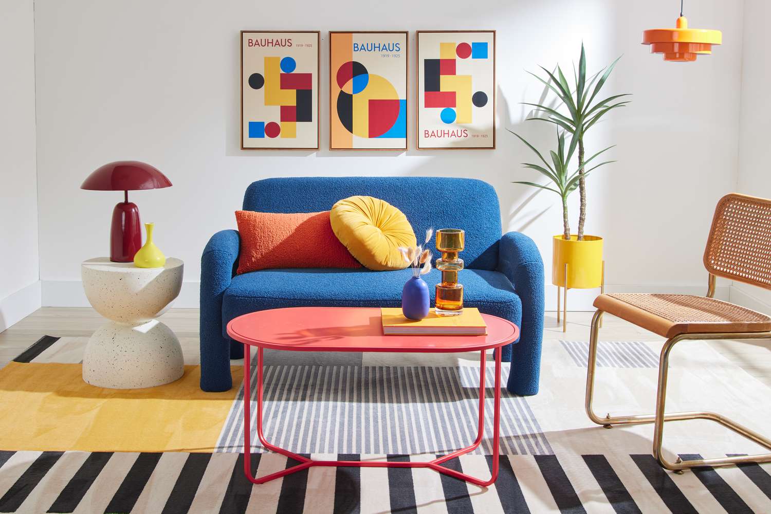 Nội thất phòng ở được thiết kế theo phong cách Bauhaus