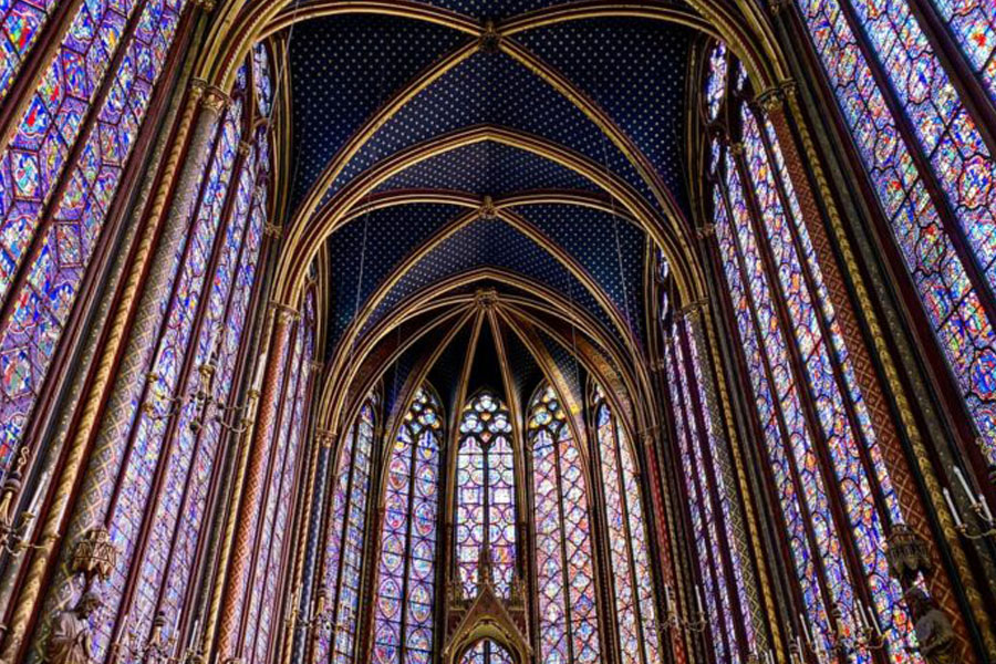 Đặc điểm kiến trúc Gothic