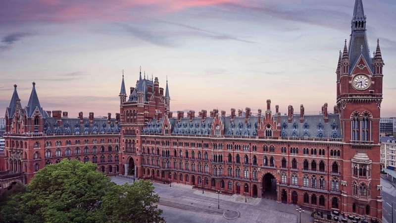 St. Pancras Renaissance Hotel – Dấu ấn Gothic Revival tại London
