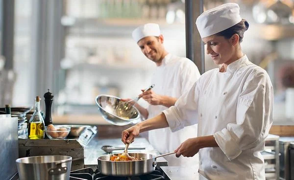 Sự khác biệt giữa FOH và BOH