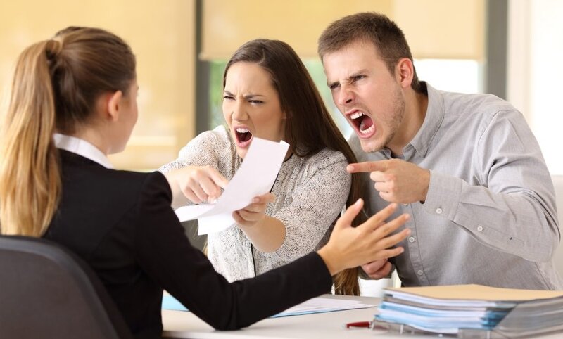 Mẫu câu xử lý khi khách phàn nàn