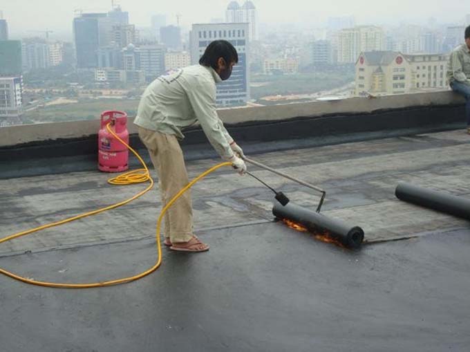 Chống thấm bằng màng khò nóng