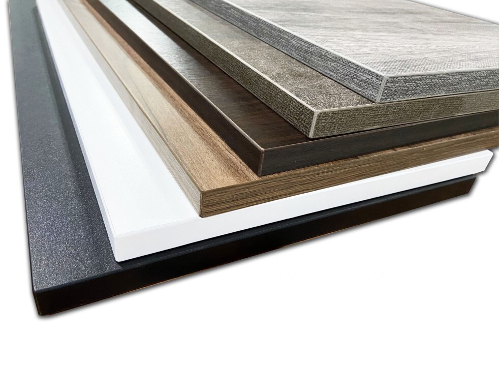 Melamine được sử dụng để làm lớp phủ bề mặt cho các loại ván gỗ công nghiệp