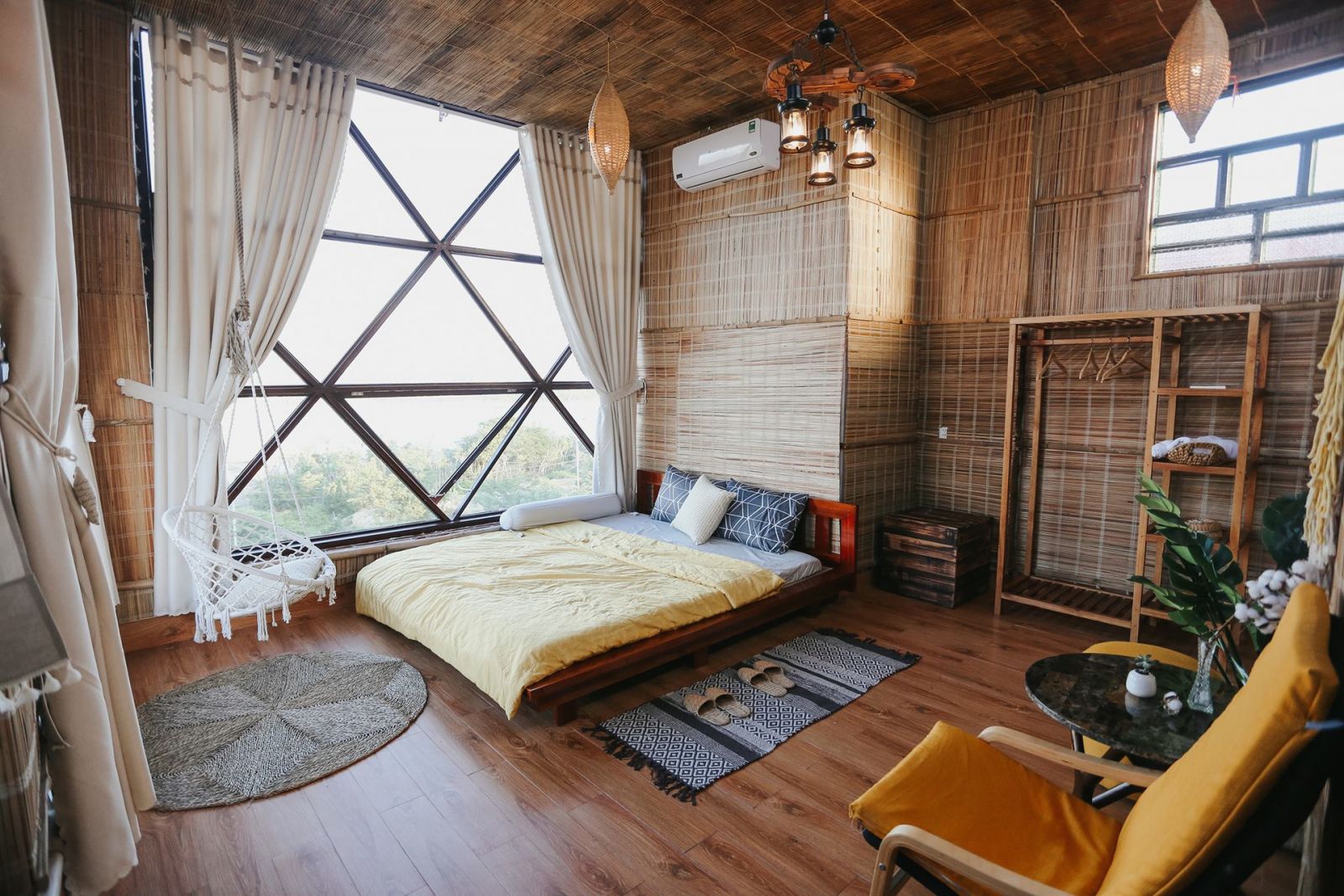 Thiết kế nội thất phòng ngủ Homestay
