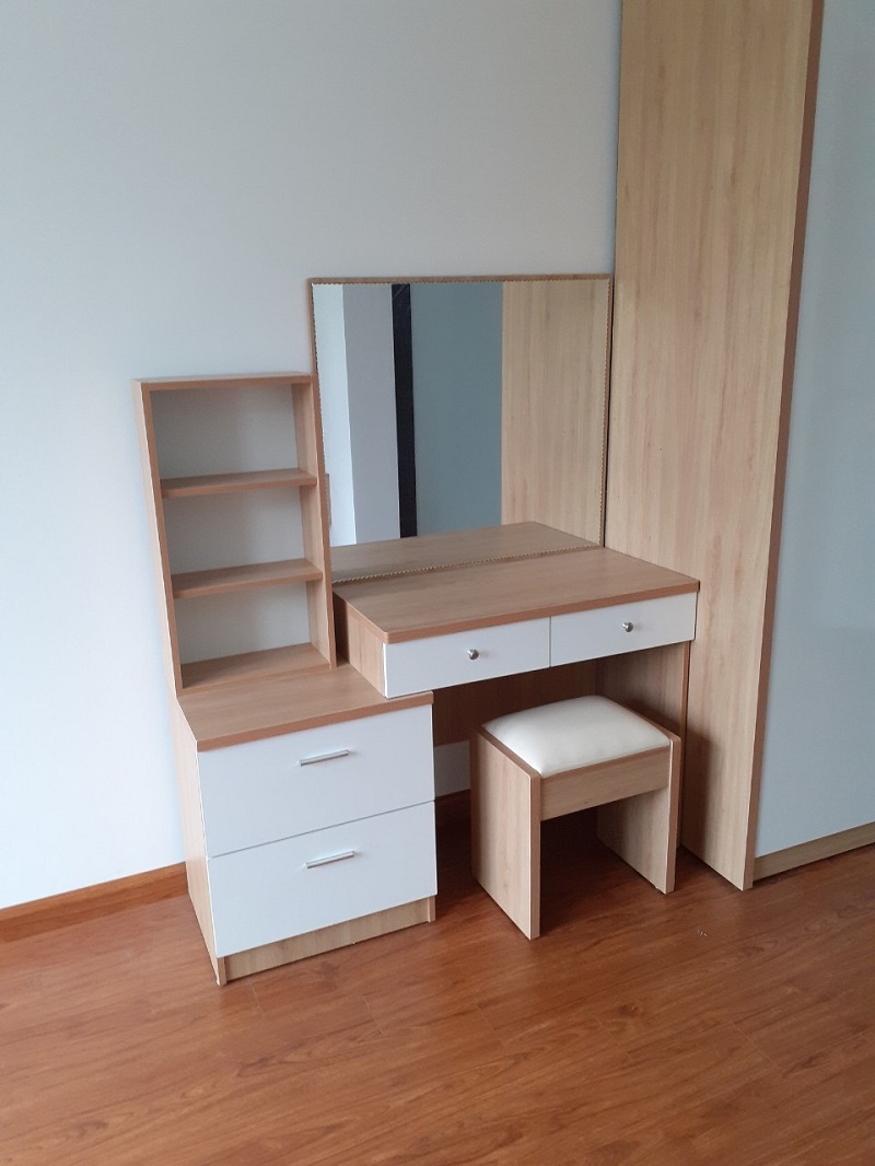 Bàn trang điểm gỗ MDF