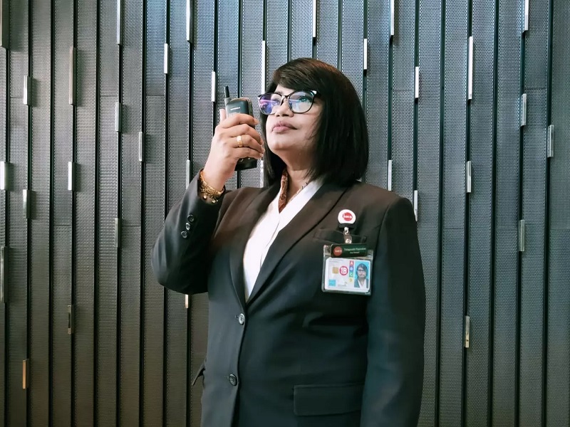 Duty manager là người chịu trách nhiệm giám sát, xử lý tình huống phát sinh trong ca làm việc tại sảnh