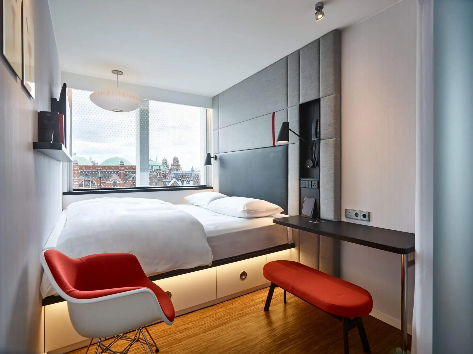 CitizenM