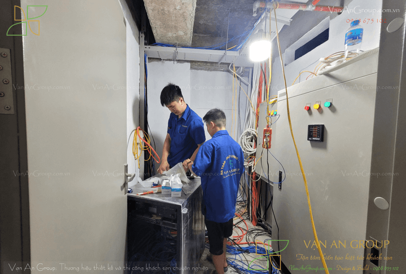 Thi công lắp đặt đồng bộ hệ thống kỹ thuật (MEP)