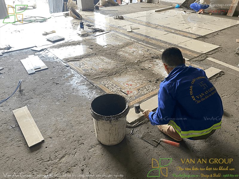 Ốp lát sàn, tường các khu vực trong khách sạn