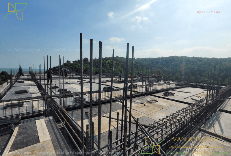 Thi công cột btct, dầm và sàn btct công trình khách sạn 4 sao tại Quảng Ninh