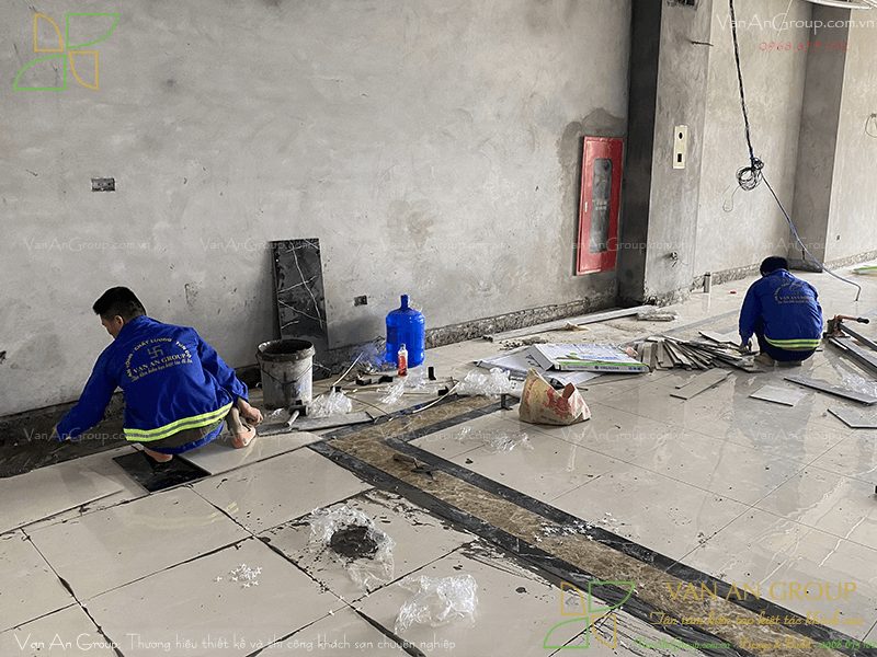 Thi công ốp tường, lát nền đẹp mắt