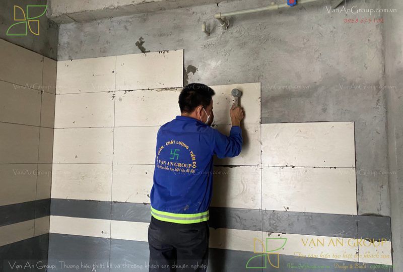 Ốp lát sàn và tường bằng gạch, đá theo hồ sơ thiết kế