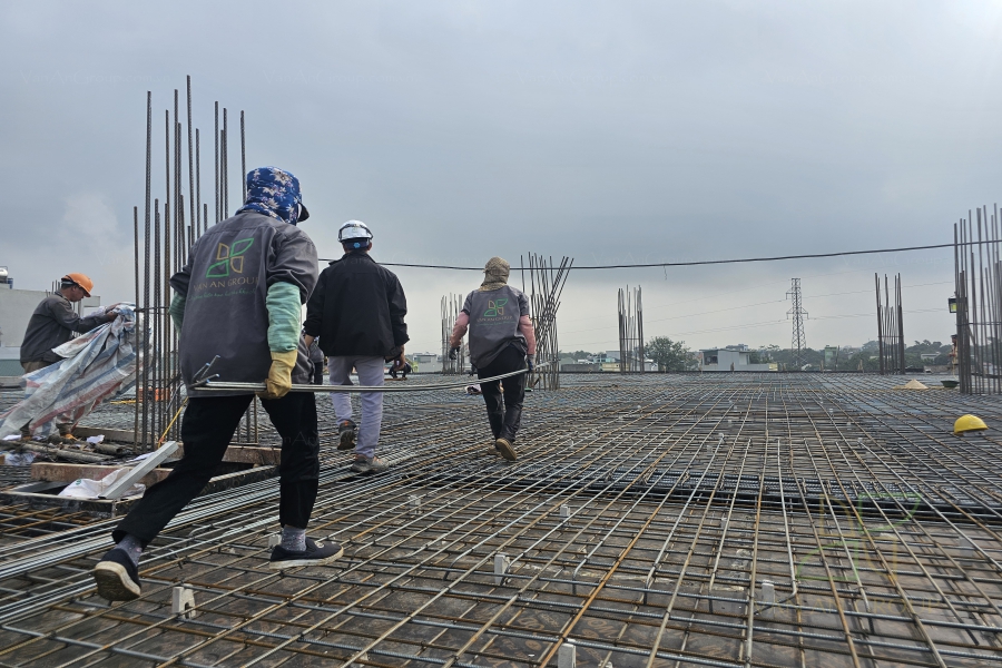 Gia công lắp dựng cốt thép dầm sàn thang khách sạn
