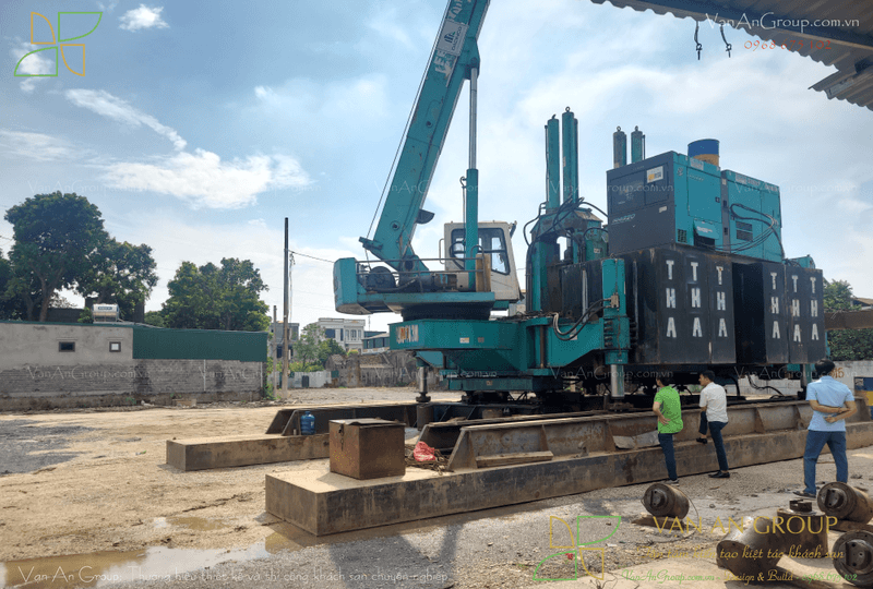 Triển khai ép cọc công trình khách sạn 3 sao tại Nha Trang bằng thiết bị chuyên dụng