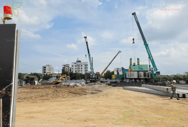 Định vị chính xác tim cọc và triển khai thi công ép cọc