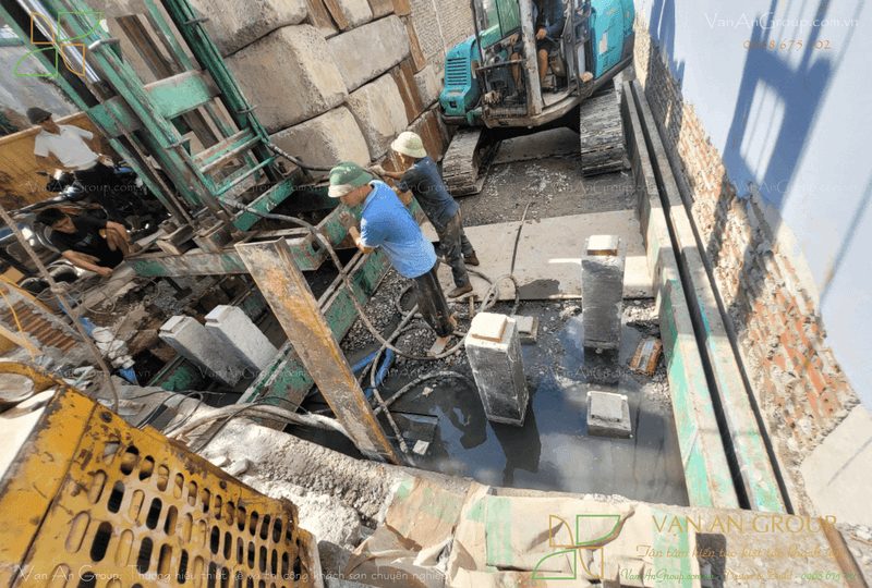 Thi công ép cọc về lực ép và độ sâu theo tính toán của hồ sơ thiết kế.