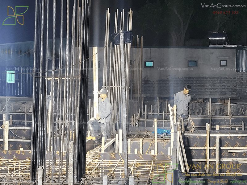 Triển khai thi công lắp dựng ván khuôn khách sạn